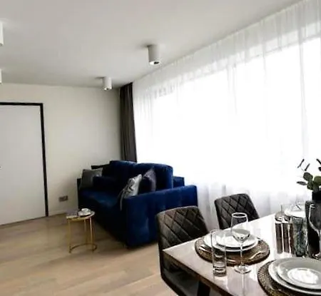 Smart Host